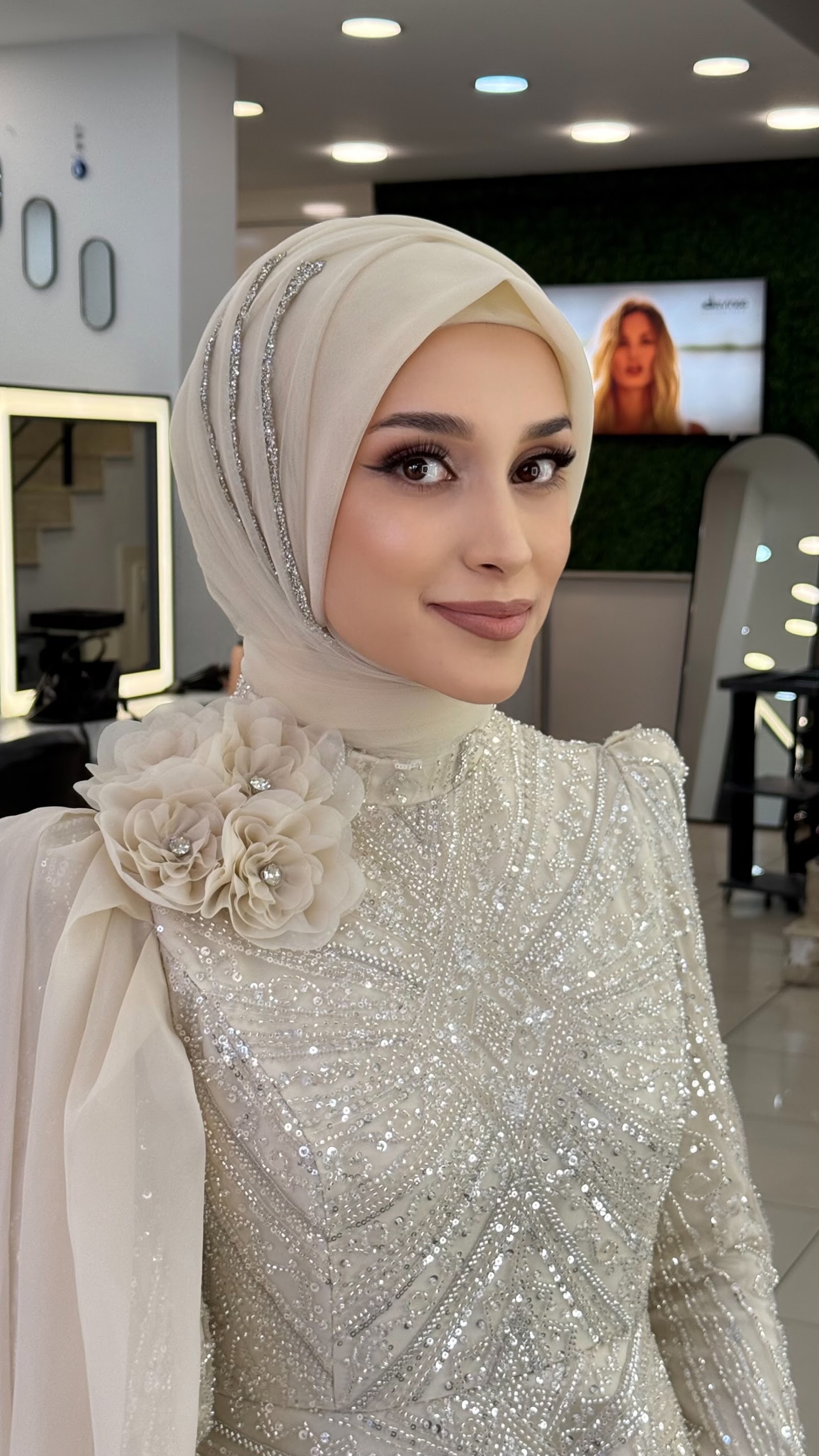 KUAFÖR AZİZ BÜŞRA