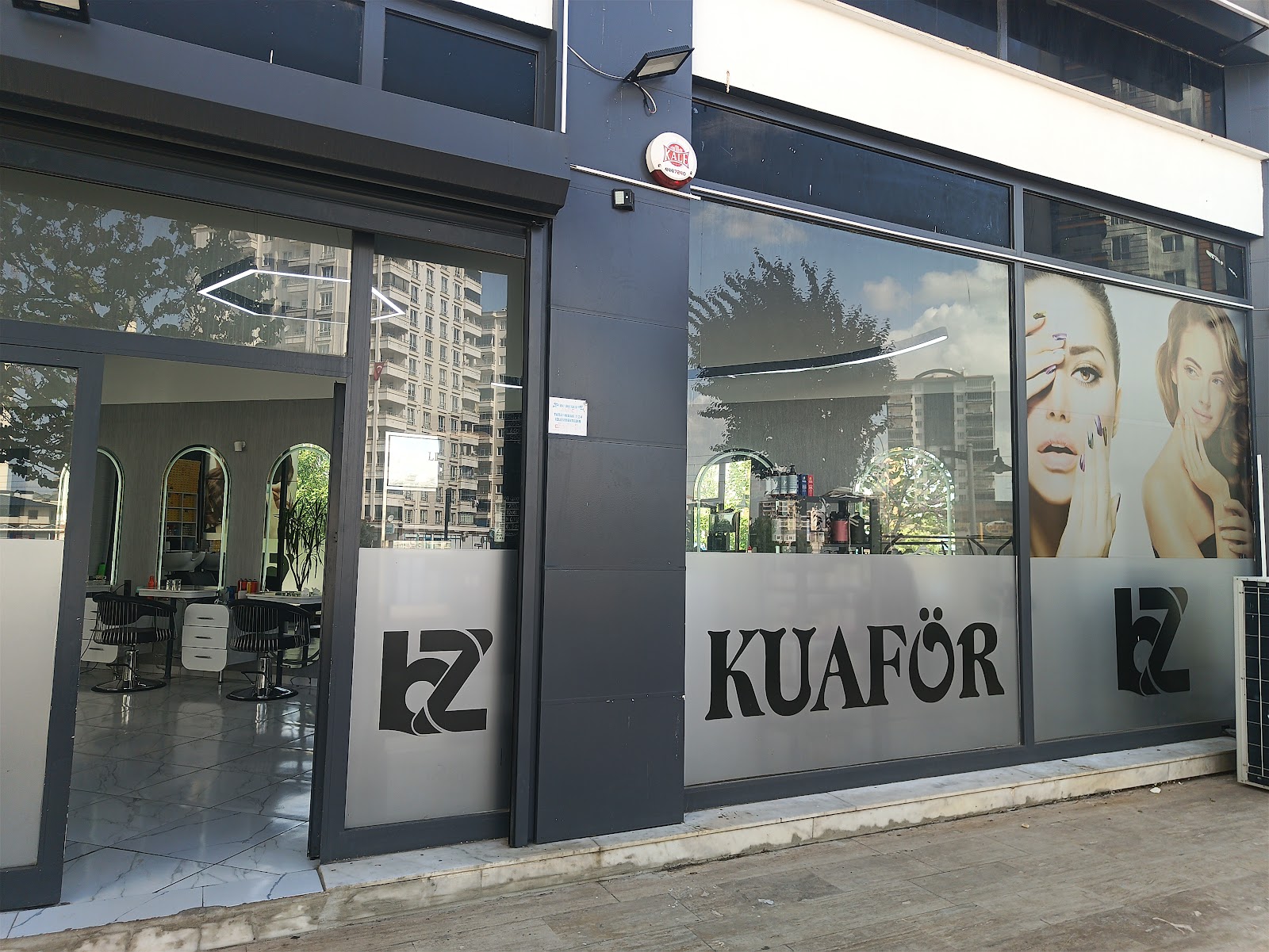 Kuaför Beyaz